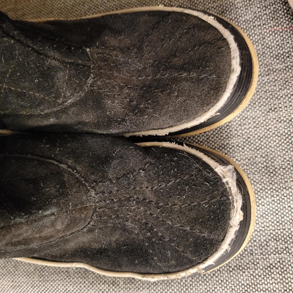 Sorel Black and Tan Winter Boots, Suede - Picture 2 of 8